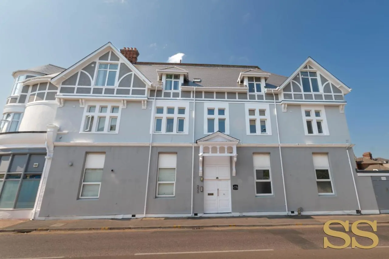 Apartament Blue Lagoon - 1 Minute From 02 Academy - Free Parking - 5 Minutes From The Beach - Fast Wi-Fi - Smart Tv Bournemouth